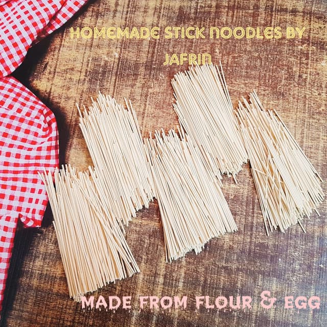 ময়দা ও ওমেগা থ্রি ডিমের স্টিক নুডুলস